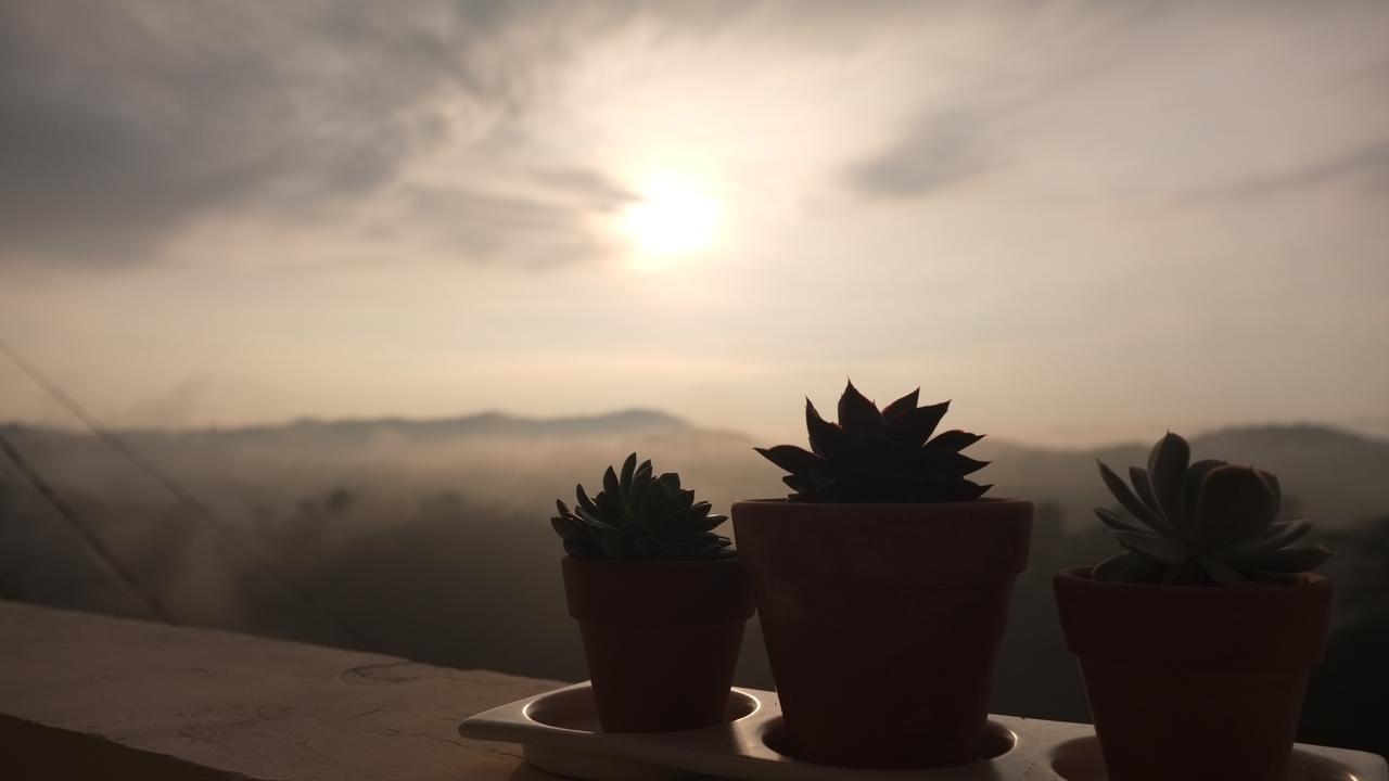 Misty Hill Dalat Hotel Exterior photo